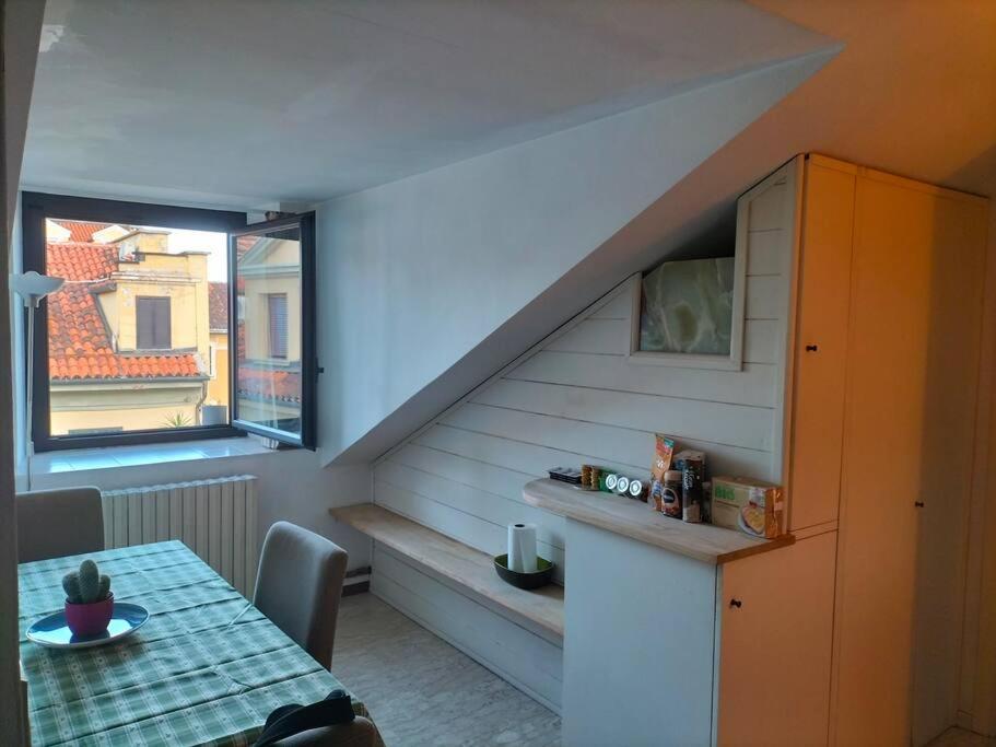 La Casa Di Marta - Ampia Ed Accogliente Mansarda In Piazza Statuto Apartment Turin Exterior photo